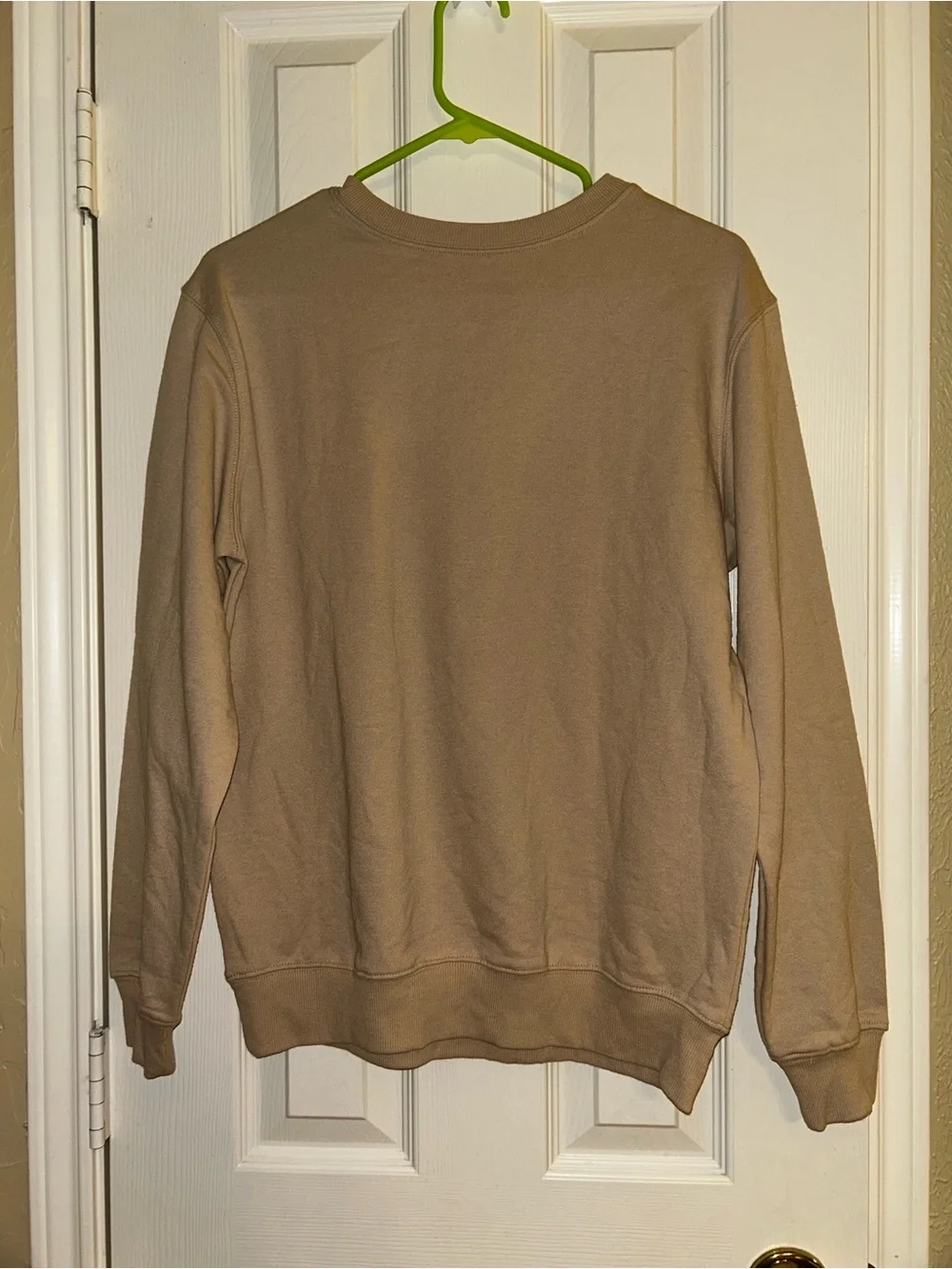 NWOT Hello Kitty and Friends Crewneck Sweatshirt Ladies Size Medium